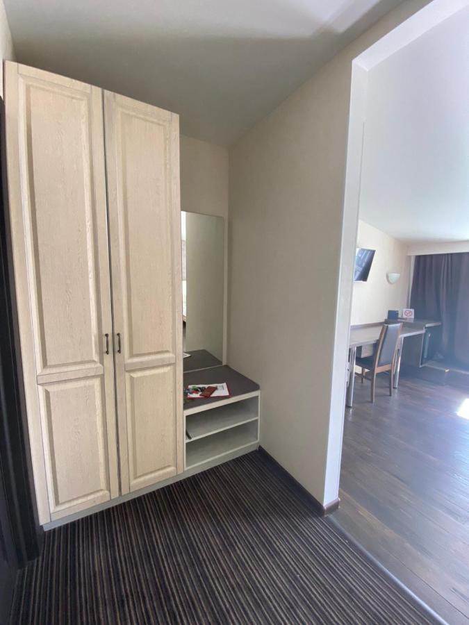 Afina Aparthotel Odessa Ngoại thất bức ảnh